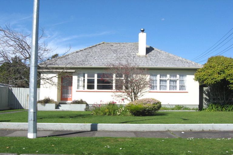 Photo of property in 39 Somerset Street, Brooklands, New Plymouth, 4310