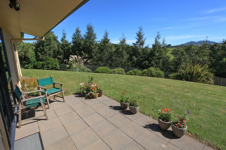 Photo of property in 50 Pond Road, Raglan, 3295