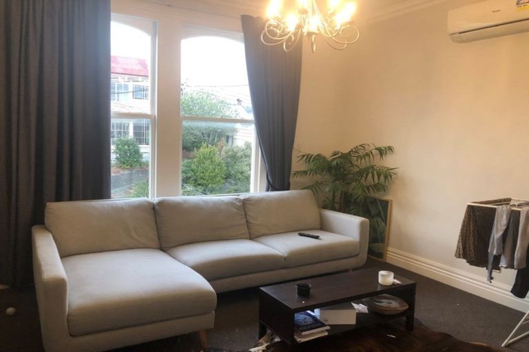 Photo of property in 57 Pirie Street, Mount Victoria, Wellington, 6011