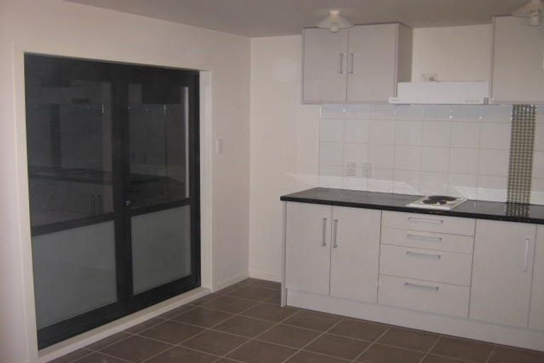 Photo of property in 18 Stanaway Street, Hillcrest, Auckland, 0627