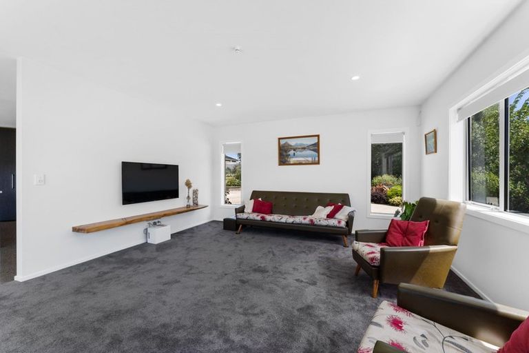 Photo of property in 9 Moy Place, Otaki, 5512