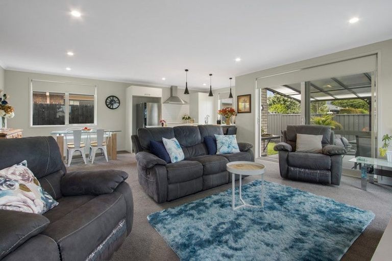 Photo of property in 6 Opou Place, Katikati, 3129