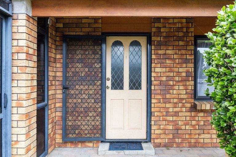 Photo of property in 57b Williams Street, Cambridge, 3434