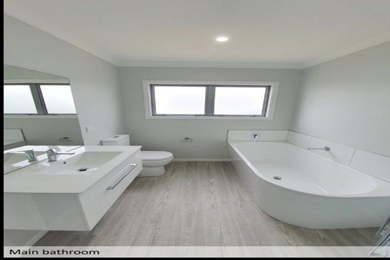 Photo of property in 6 Tieke Lane, Kenepuru, Porirua, 5022