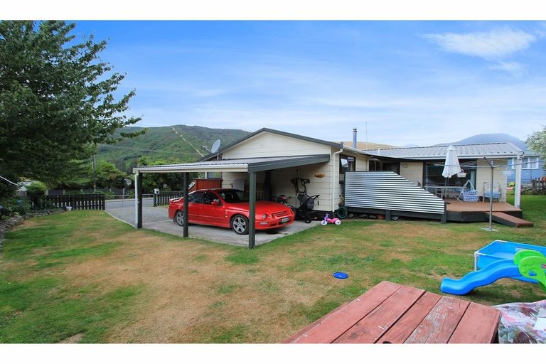 Photo of property in 2a Scott Street, Havelock, 7100