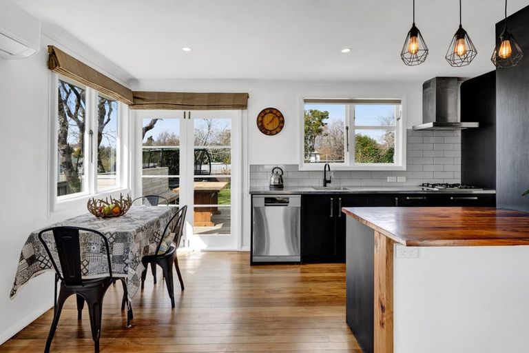 Photo of property in 11 Konini Street, Inglewood, 4330