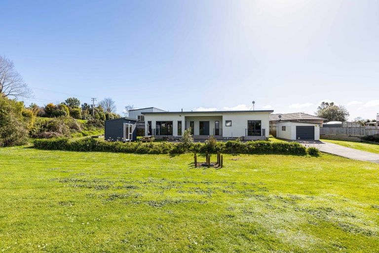 Photo of property in 20 Bosworth Street, Egmont Village, 4372