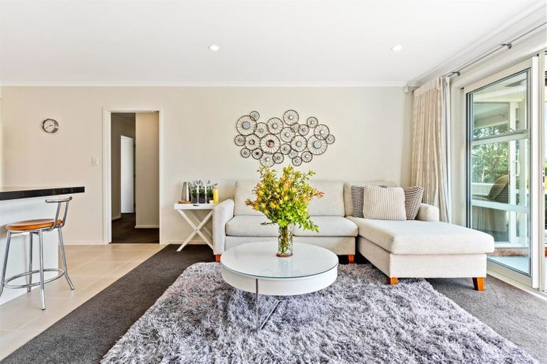 Photo of property in 58 Muriwai Road, Waimauku, 0812