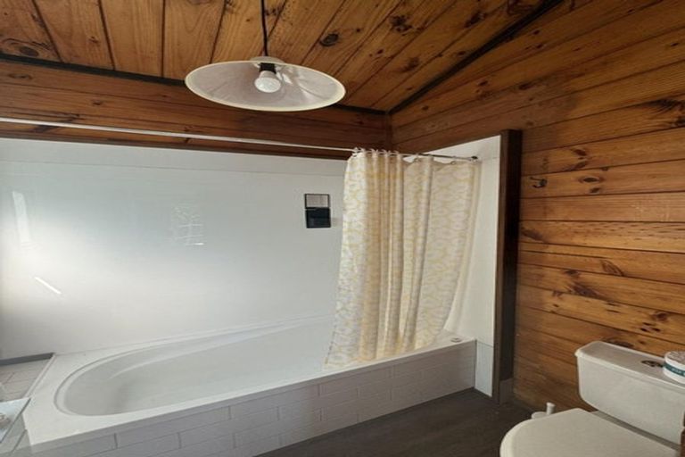 Photo of property in 1 Okareka Loop Road, Lake Okareka, Rotorua, 3076