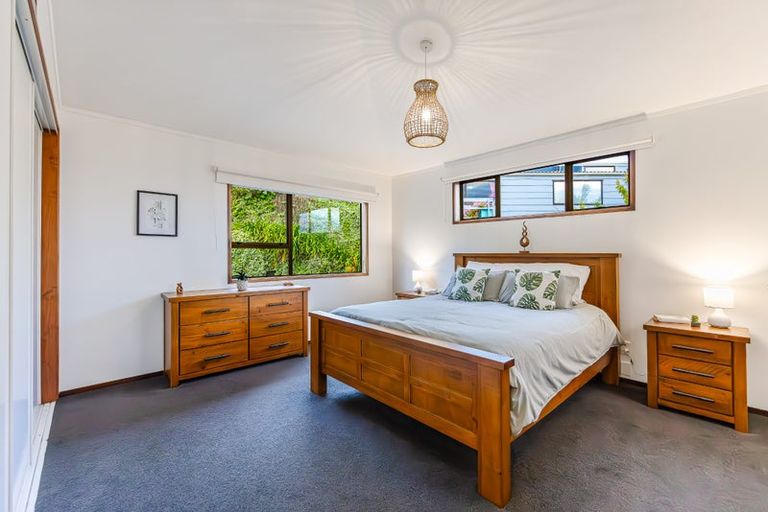 Photo of property in 33 Stredwick Drive, Torbay, Auckland, 0630