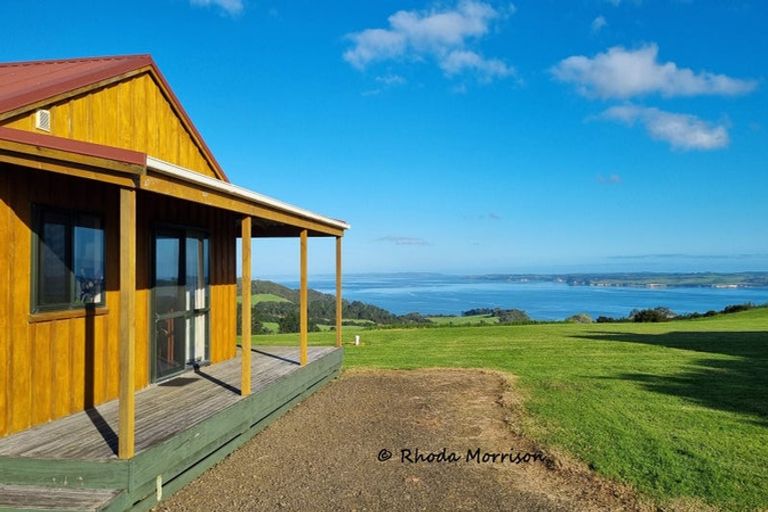 Photo of property in 986 Tinopai Road, Tinopai, Matakohe, 0593