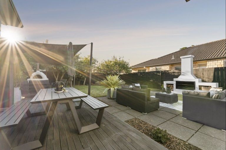 Photo of property in 10 Koro Mews, Papamoa Beach, Papamoa, 3118