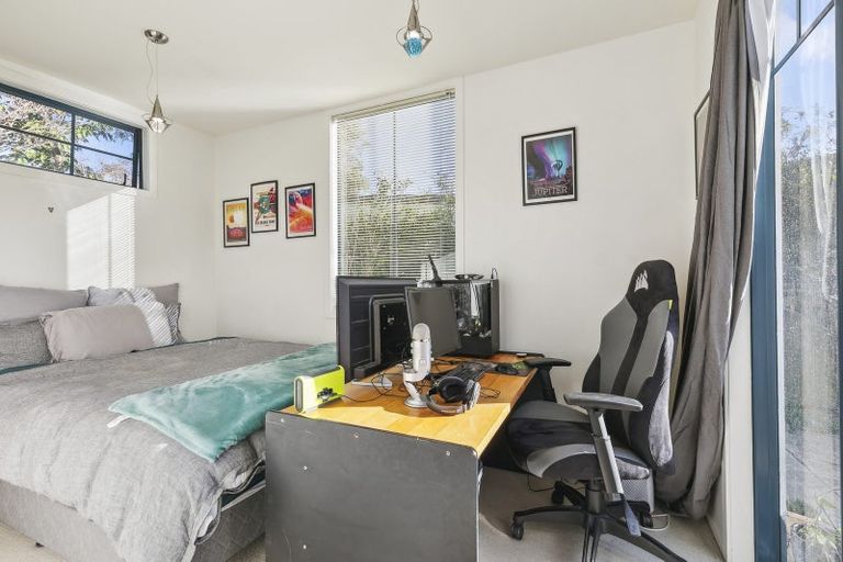 Photo of property in 80a Nottingham Street, Karori, Wellington, 6012