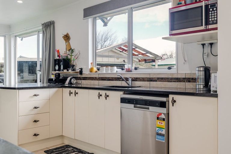 Photo of property in 52 Wakeman Street, Pahiatua, 4910