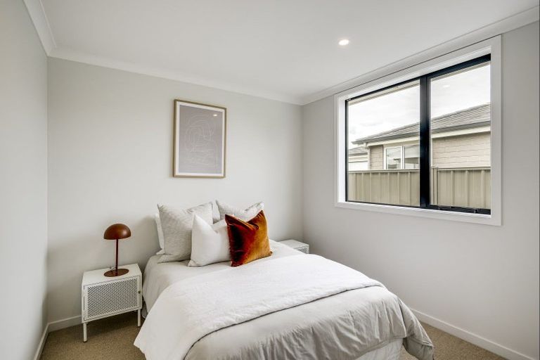 Photo of property in 21 West Place, Greenmeadows, Napier, 4112