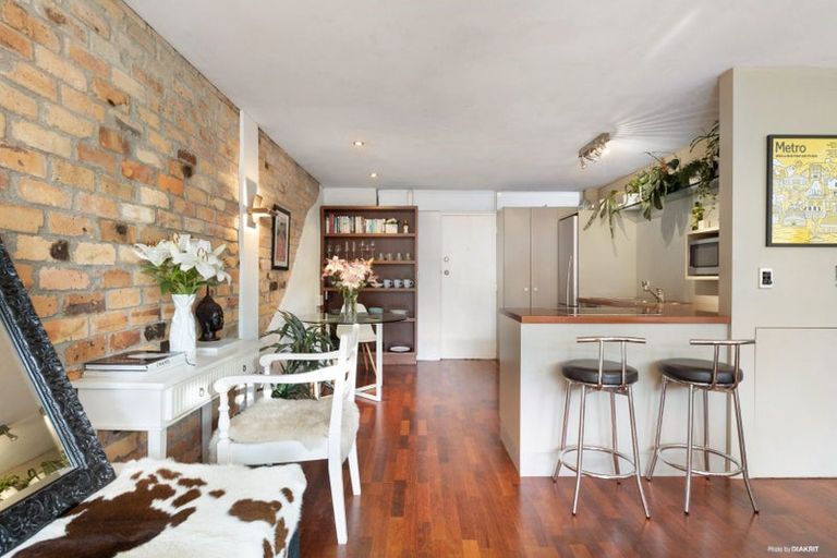 Photo of property in 3/73 Princes Street, Northcote Point, Auckland, 0627