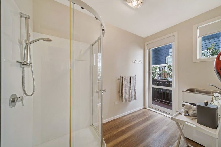 Photo of property in 385 Estuary Road, South New Brighton, Christchurch, 8062