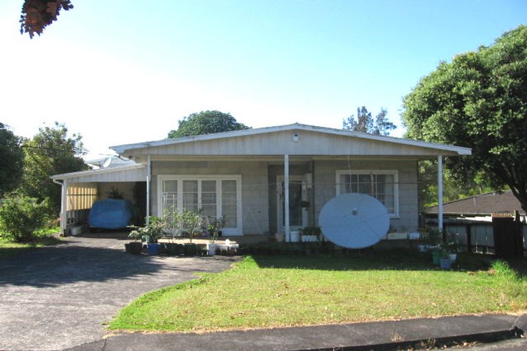 Photo of property in 20 Karaka Street, New Lynn, Auckland, 0600