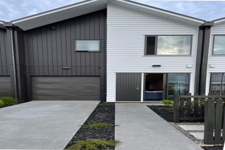 Photo of property in 41 Koura Drive, Red Beach, 0932