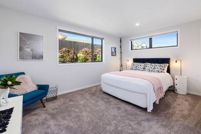 Photo of property in 56 Hamon Place, Pukehangi, Rotorua, 3015