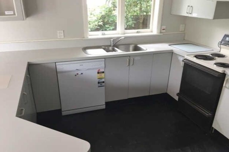 Photo of property in 138 Hamilton Avenue, Ilam, Christchurch, 8041