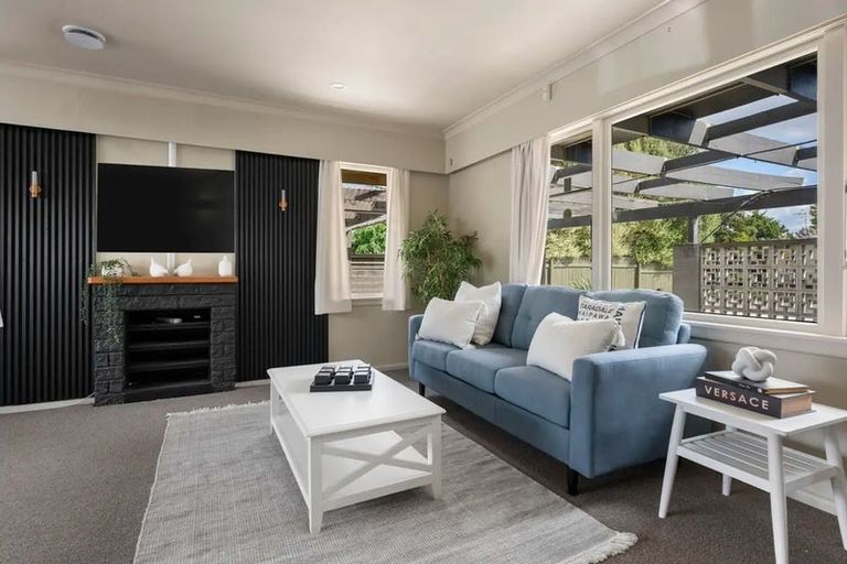 Photo of property in 1 Fleming Crescent, Maraenui, Napier, 4110