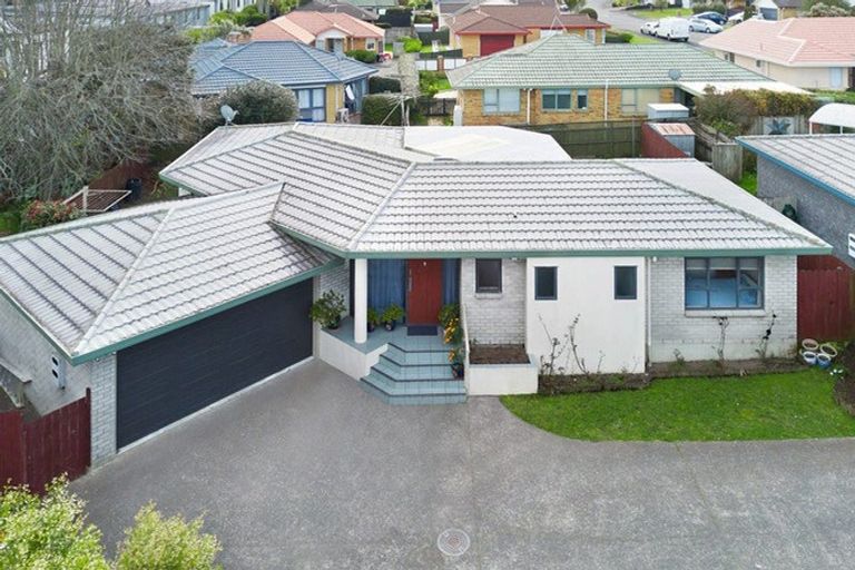 Photo of property in 12 Palmer Avenue, Glen Eden, Auckland, 0602