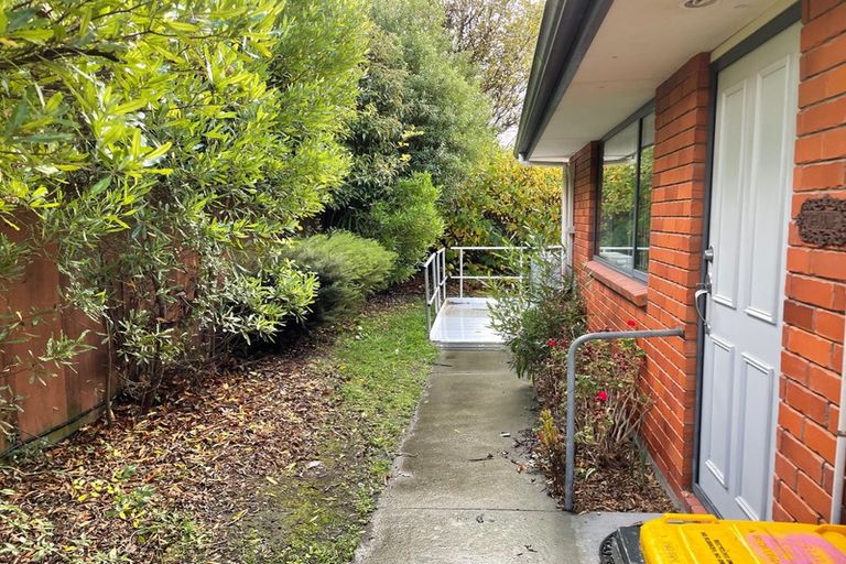 Photo of property in 8 Clinton Lane, Woolston, Christchurch, 8062