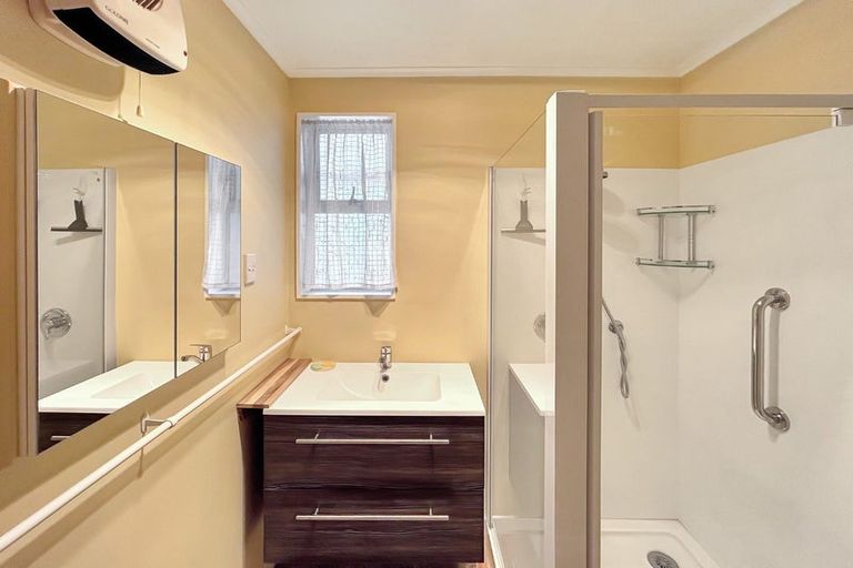 Photo of property in 188 Tiro Tiro Road, Levin, 5510