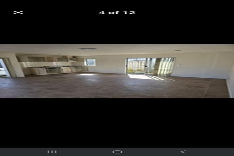 Photo of property in 10 Bushpark Place, Flat Bush, Auckland, 2016