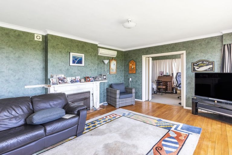 Photo of property in 15 Eatwell Avenue, Paraparaumu Beach, Paraparaumu, 5032