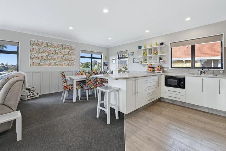 Photo of property in 6a Taramea Rise, Pyes Pa, Tauranga, 3112