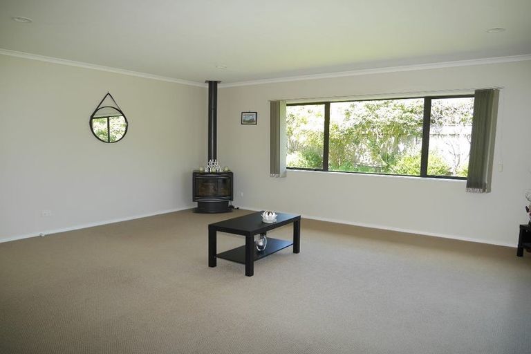 Photo of property in 4 Monarch Place, Paraparaumu Beach, Paraparaumu, 5032