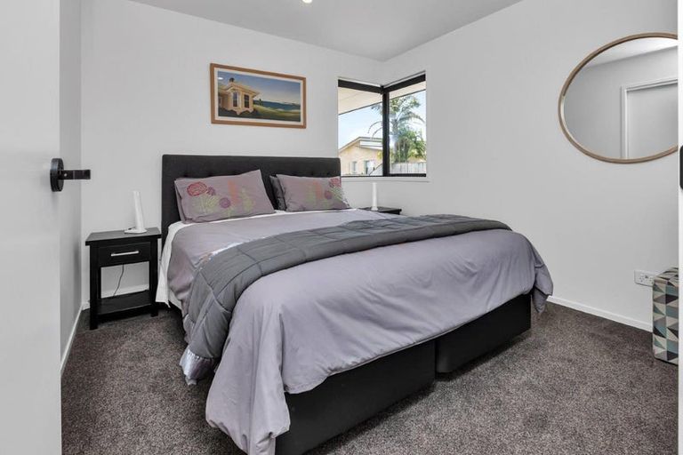 Photo of property in 370 One Tree Point Road, One Tree Point, 0118