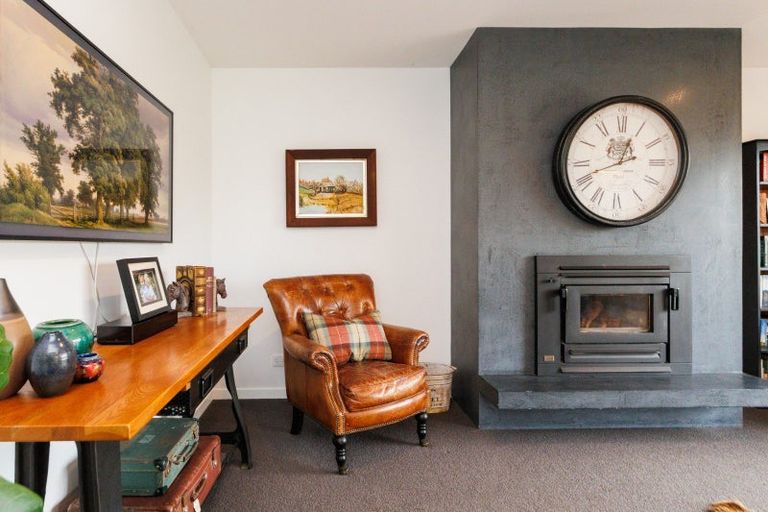 Photo of property in 10 Beechwood Road, Feilding, 4779