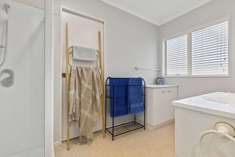 Photo of property in 8 Donegal Place, Katikati, 3129