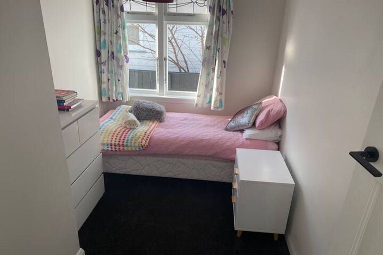 Photo of property in 10 Plunket Avenue, Petone, Lower Hutt, 5012