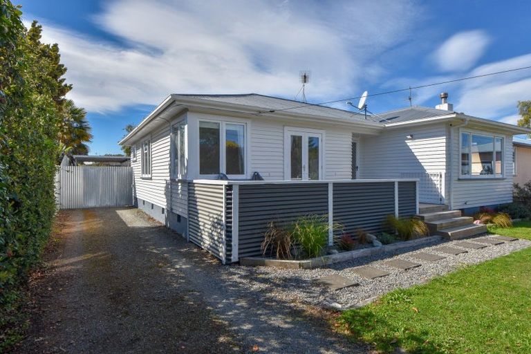 Photo of property in 9 King Street, Carterton, 5713