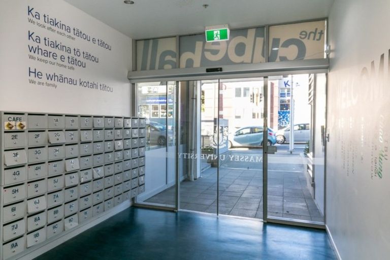 Photo of property in Cube Apartments, 8f/242 Taranaki Street, Mount Cook, Wellington, 6011