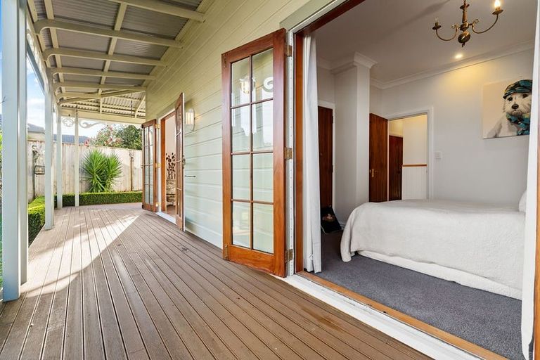 Photo of property in 25 Main Street, Greytown, 5712