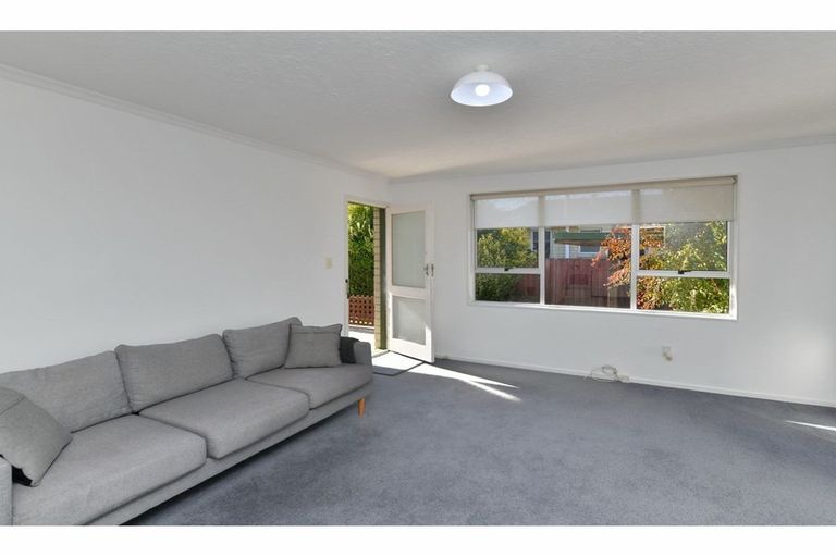 Photo of property in 2/36 Oldwood Street, Bishopdale, Christchurch, 8053