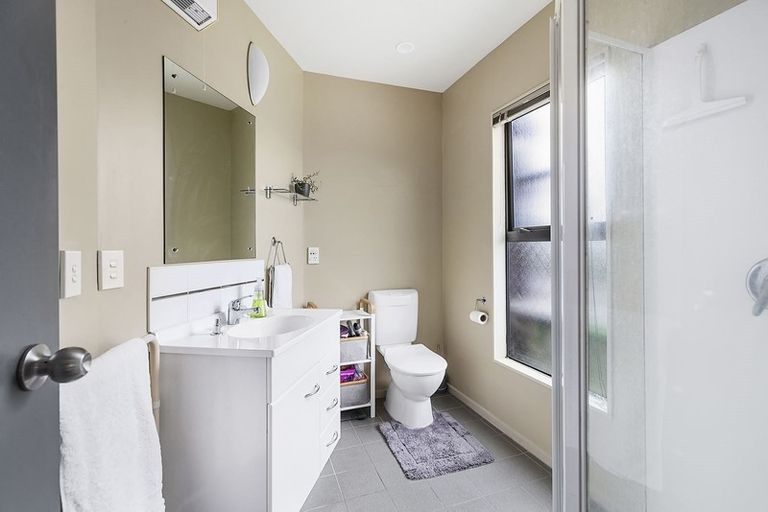 Photo of property in 114 Sidlaw Street, Strathmore Park, Wellington, 6022