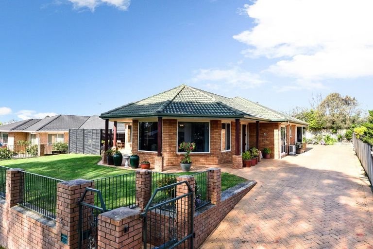 Photo of property in 23 Dixon Road, Fitzroy, Hamilton, 3206