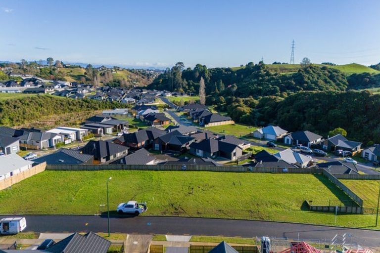 Photo of property in 208 Adler Drive, Ohauiti, Tauranga, 3112
