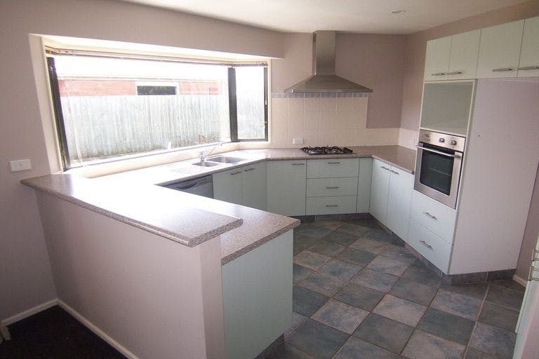 Photo of property in 32 Shearwater Drive, Woolston, Christchurch, 8023