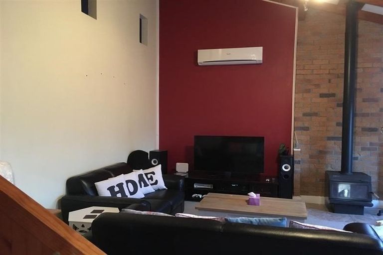 Photo of property in 5 Kaanapali Place, Wattle Downs, Auckland, 2103