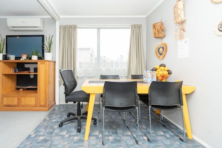 Photo of property in 11a Willis Street, Bader, Hamilton, 3206