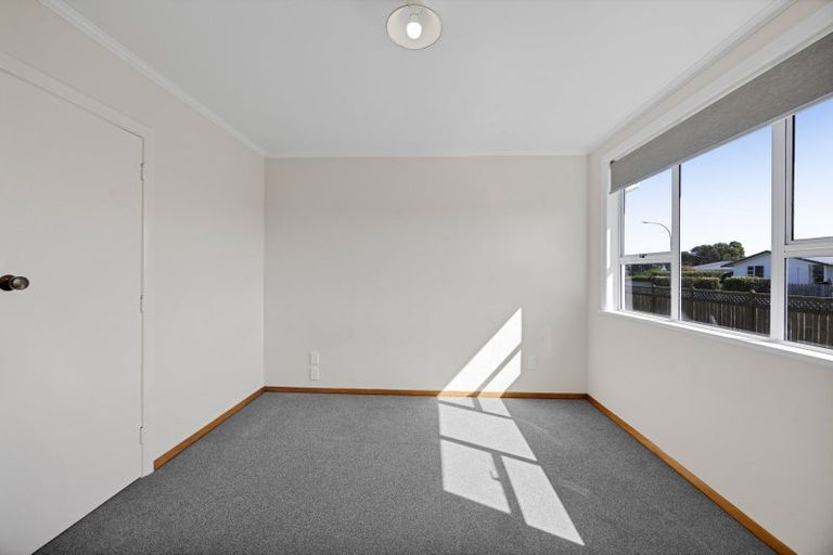 Photo of property in 22 Whitcombe Road, Opunake, 4616