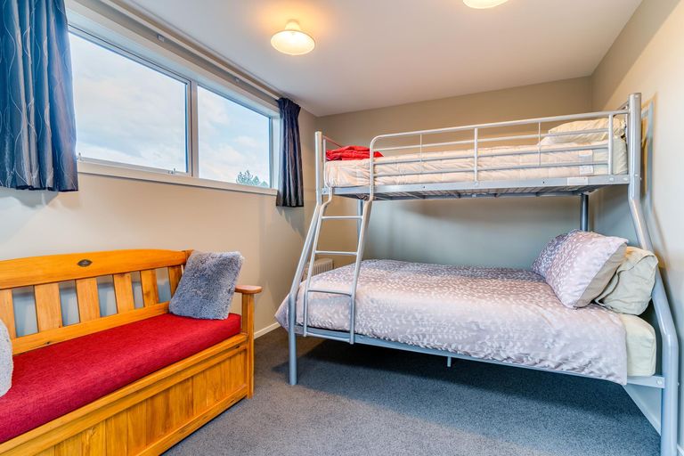 Photo of property in 31 Rhoboro Road, Twizel, 7901