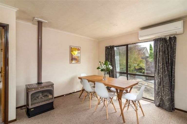 Photo of property in 12 Ludlow Place, Parklands, Christchurch, 8083